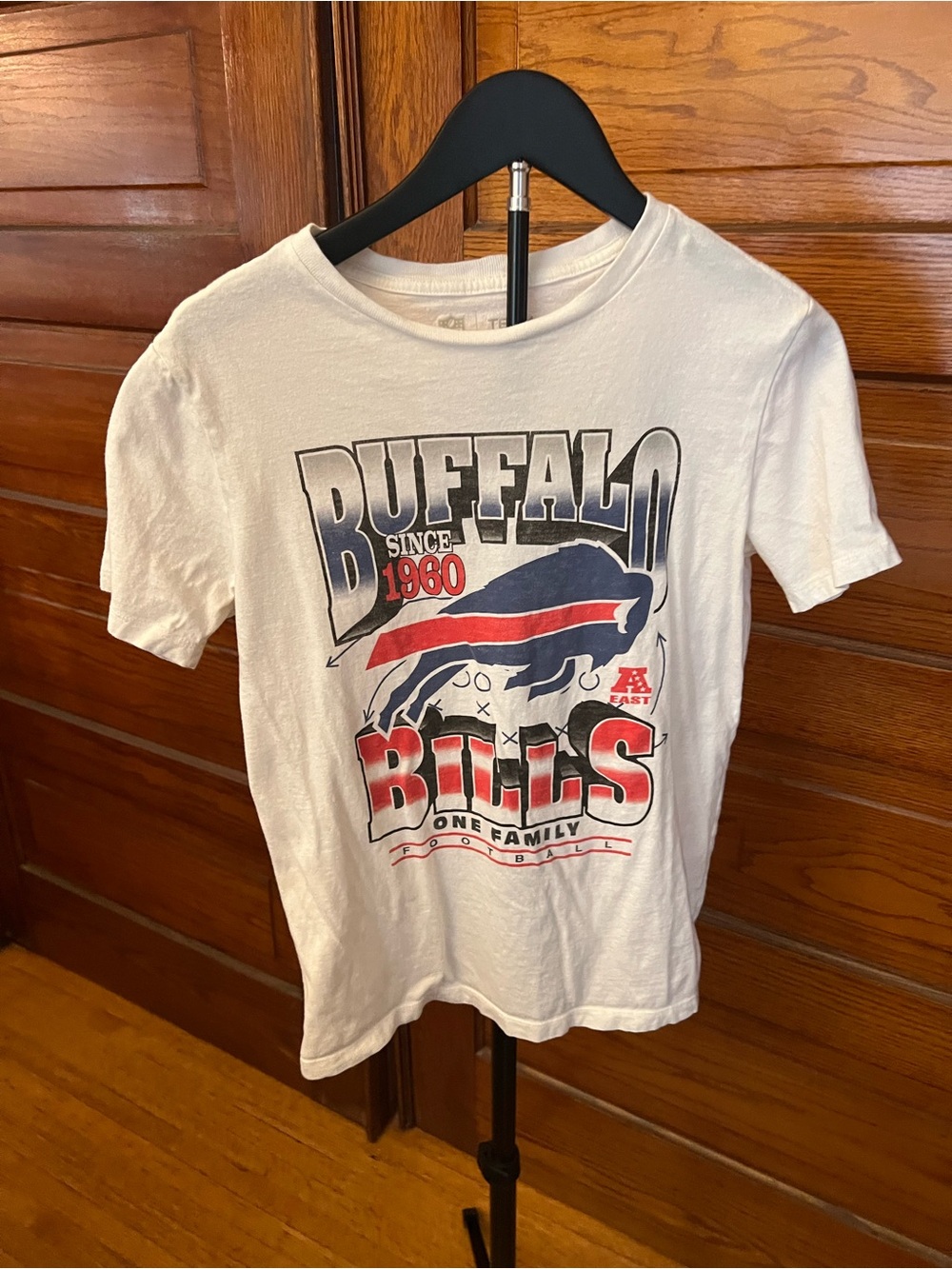 Buffalo Bills Kids White Graphic Tee - Team Logo Short Sleeve